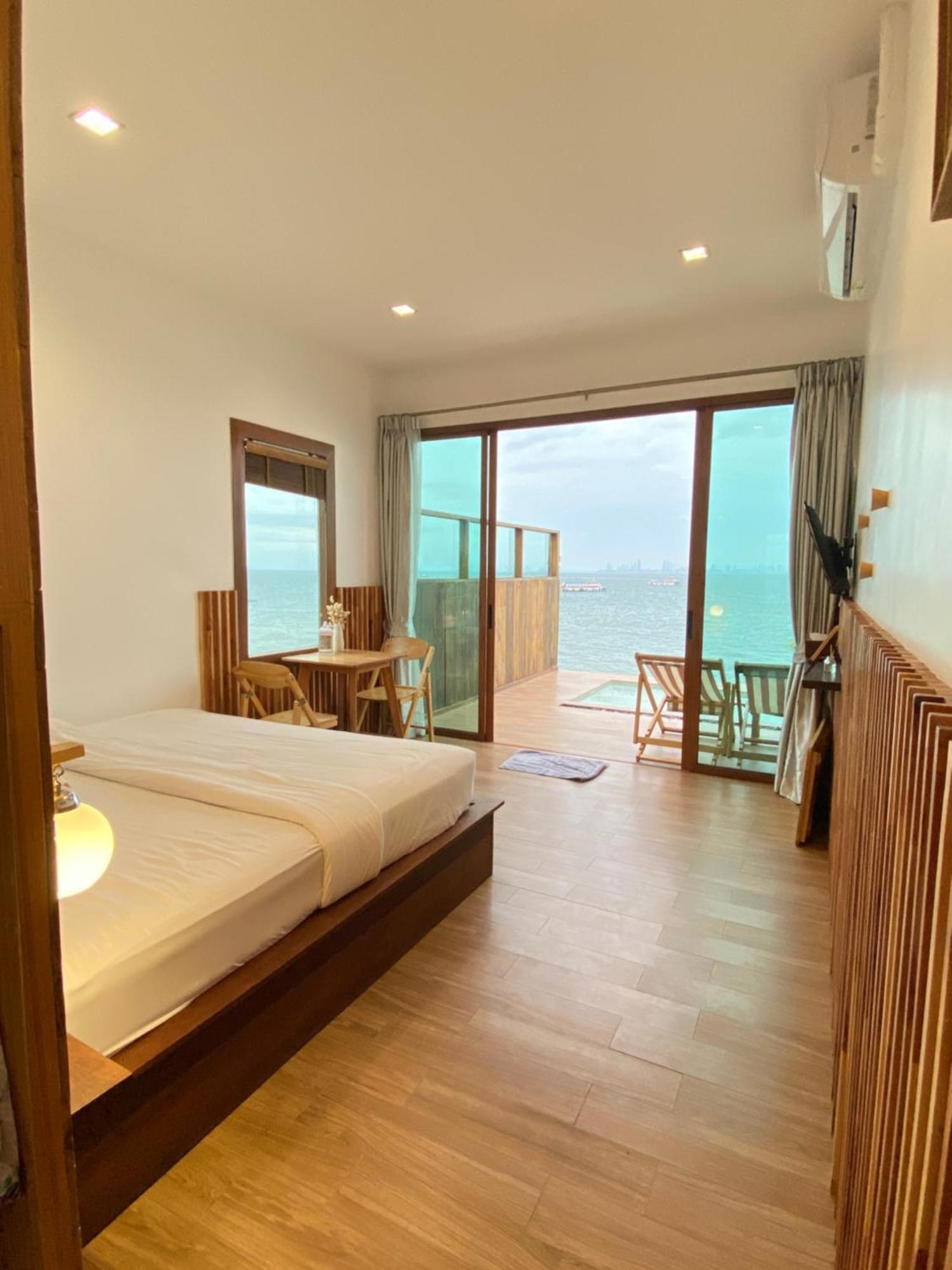 Akina Kohlarn อกินะบีช รีสอร์ทเกาะล้าน Villa Ko Lan